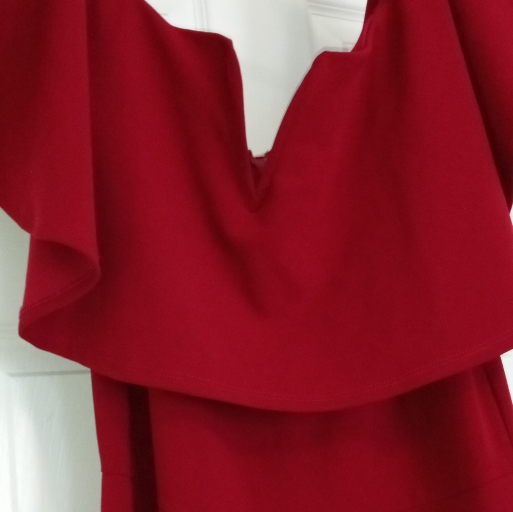 Wine romper size 2X brand CocoTime 95 % polyester 5% spandex with wide legs